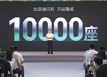 BYD достигна 10 000 станции за „Flash Charging“ за 6 месеца, с 1,83 млн. потребители, като 33 % от тях не са клиенти на BYD