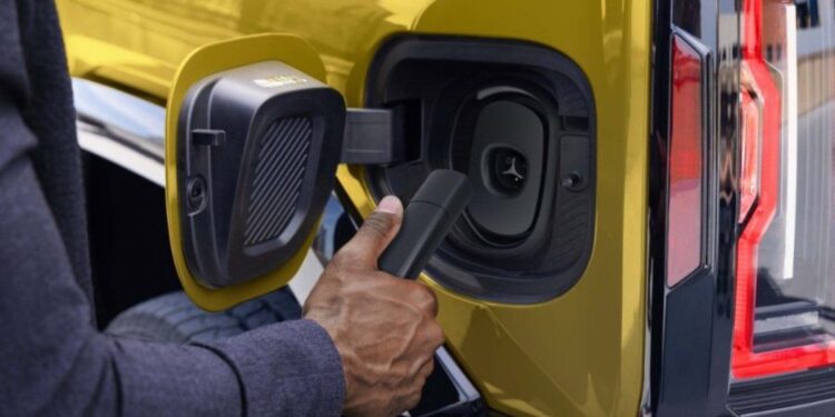 GMC HUMMER EV ICON 25 NACS INLET