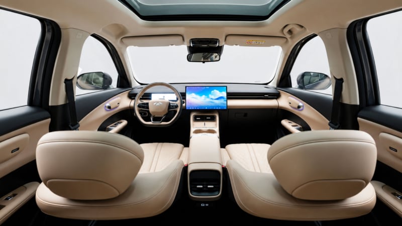 Chery Fulwin T7 започва предварителните продажби на вътрешния пазар след световното представяне 8 chery fulwin t7 7 800x450 1