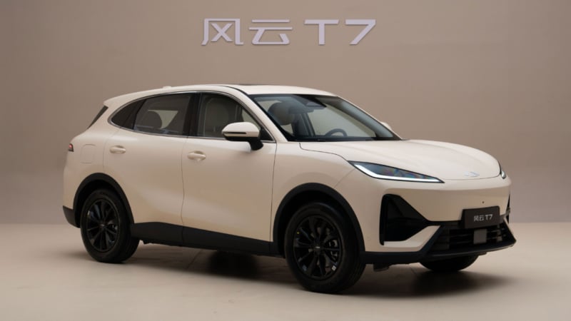 Chery Fulwin T7 започва предварителните продажби на вътрешния пазар след световното представяне 2 chery fulwin t7 800x450 1