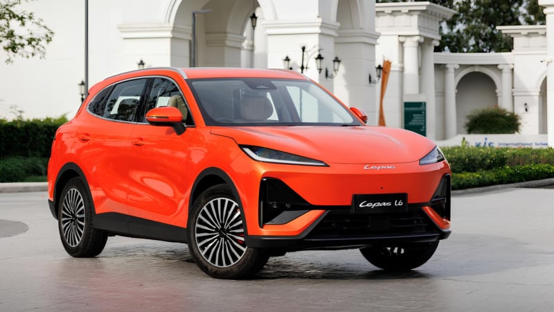 Chery Fulwin T7 започва предварителните продажби на вътрешния пазар след световното представяне 3 chery fulwin t7 lepas l6 800x450 1