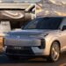 Новият SUV Denza N8 на BYD с пробег в електрически режим от 1 008 км бе представен в Китай