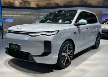BYD ще представи флагманския си SUV „Sealion 08“ на 2 септември, с батерия с капацитет до 115 kWh и пробег от 900 км