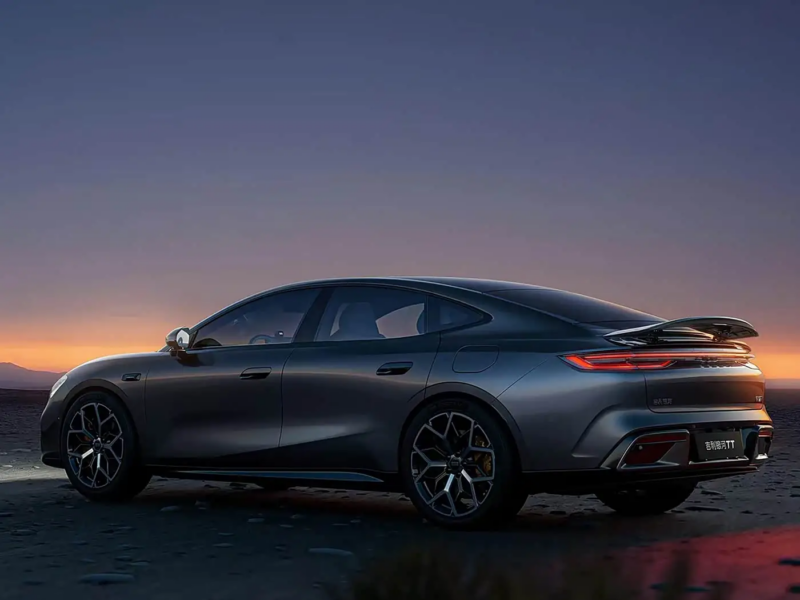 Предварителната продажба на Geely Galaxy TT в Китай започва от 21 400 USD, като моделът е оборудван със специално разработена за него батерия на CATL и система eDrive „16 в 1“ 3 e59bbee78987 79 800x600 1