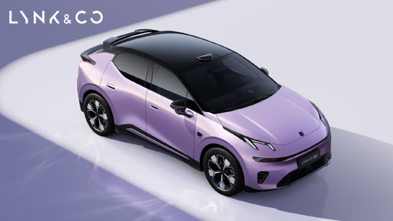 Обновеният Lynk & Co 02 с електрическо задвижване „16 в 1“ разкрива интериора си преди пускането на пазара 6 geely lynk co 02 7 800x450 1
