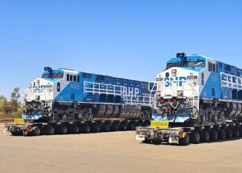 Bhp battery electric locos in port hedland scaled 1