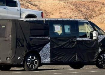 Новият електромобил PV7 EV на Kia се появява в САЩ [Снимка]