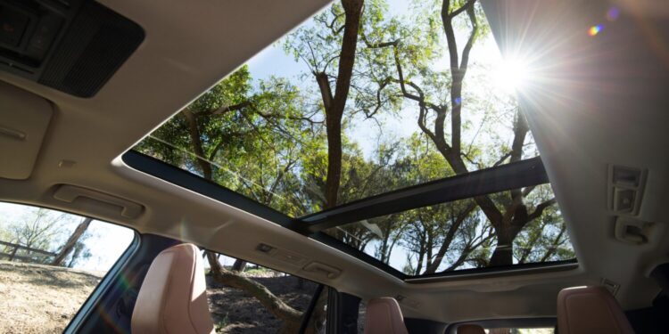 Lexus 3 row luxury electric suv 1