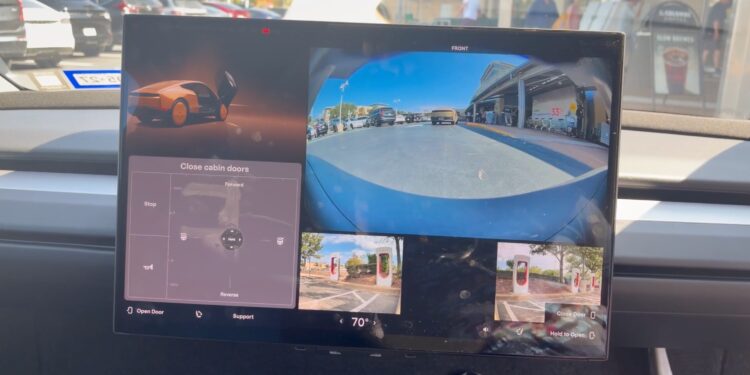Tesla Cybercab разполага със скрит виртуален джойстик за ръчно управление 1 Tesla Cybercab joystick touch controls