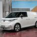 Volkswagen ID. Buzz Cargo ще се предлага и в удължена версия, чиято цена започва от около 60 000 долара 7 Volkswagen id buzz cargo longer 1