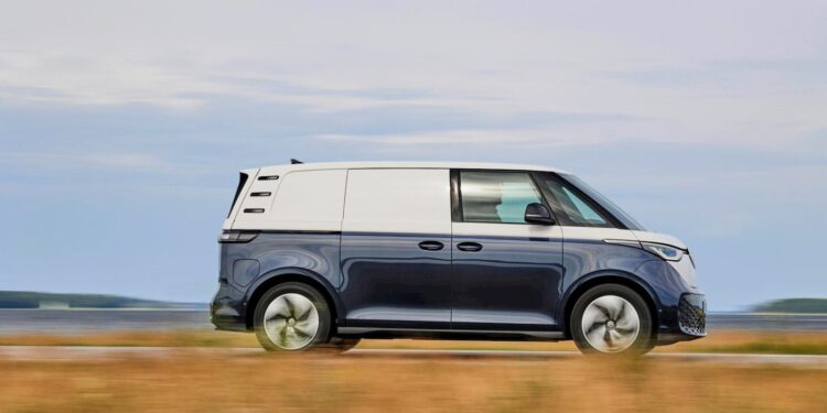 „Фолксваген“ пуска на пазара по-дълъг електрически ван ID. Buzz Cargo LWB 1 Volkswagen ID Buzz LWB