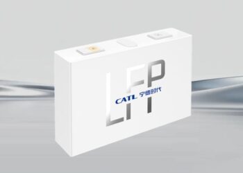 CATL започва директни онлайн продажби на гигантски LFP-елементи с капацитет 587 Ah на цена 65 USD/kWh