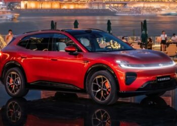 Changan nevo q06 6