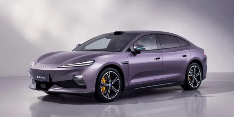 Denza Z9S с най-голям пробег за електромобил в света ще бъде представен на 23 септември 1 e59bbee78987 120 e1789552493508 800x451 1