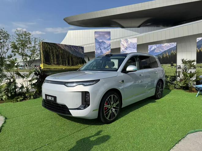 BYD Sealion 08 се представя в Китай: батерия „Blade“ от второ поколение както при моделите PHEV, така и при моделите EV 4 e59bbee78987 30