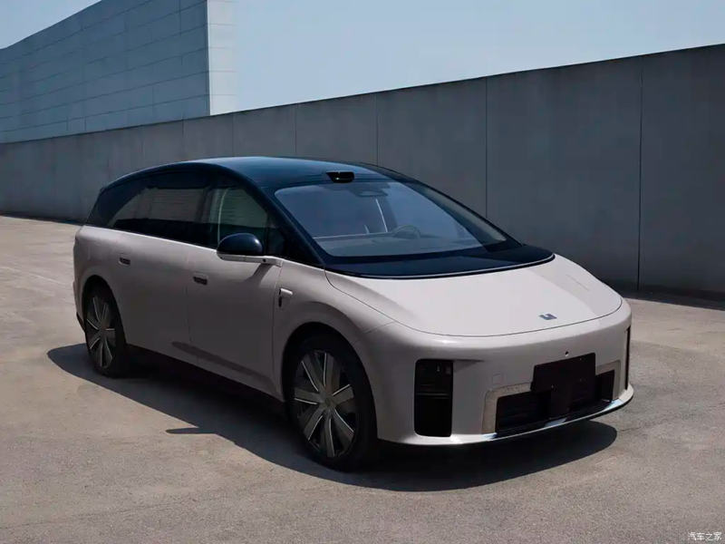Li Auto обяви новия си флагмански електрически SUV i9, чиято премиера е насрочена за 16 септември 3 e59bbee78987 89