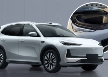 Новият Geely EX5 разкрива огромен преден багажник в Китай преди представянето си през септември