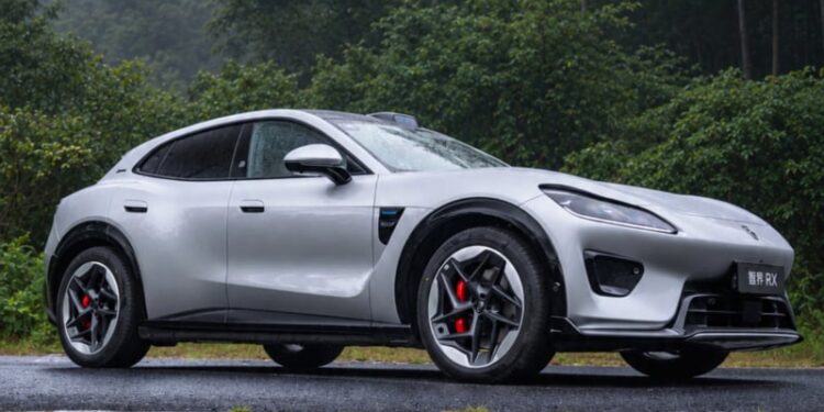 Luxeed RX SUV from Chery launched in China at 38,700 USD